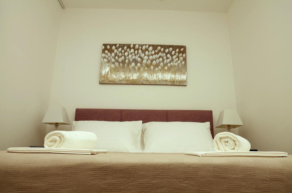 Lozna Residence 포스티라 외부 사진